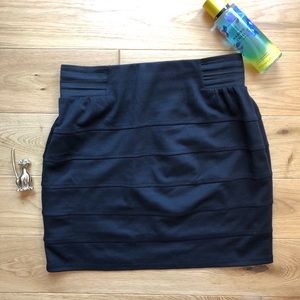 {Iz Byer} Black Bandage Skirt (XL)